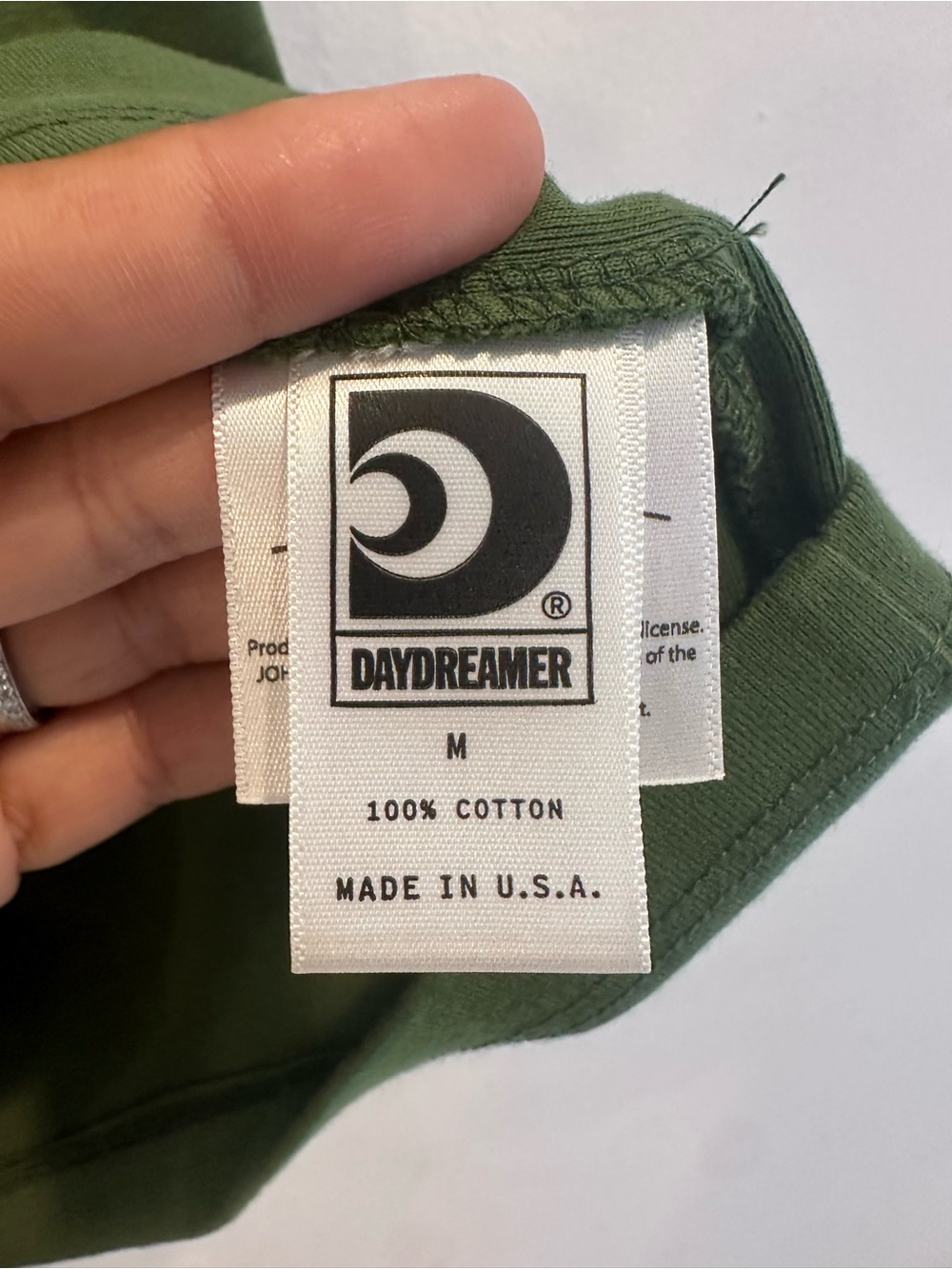 NWOT Daydreamer Johnny Cash Ring Of Fire Shrunken Tank Top Green Size Medium - Picture 5 of 7